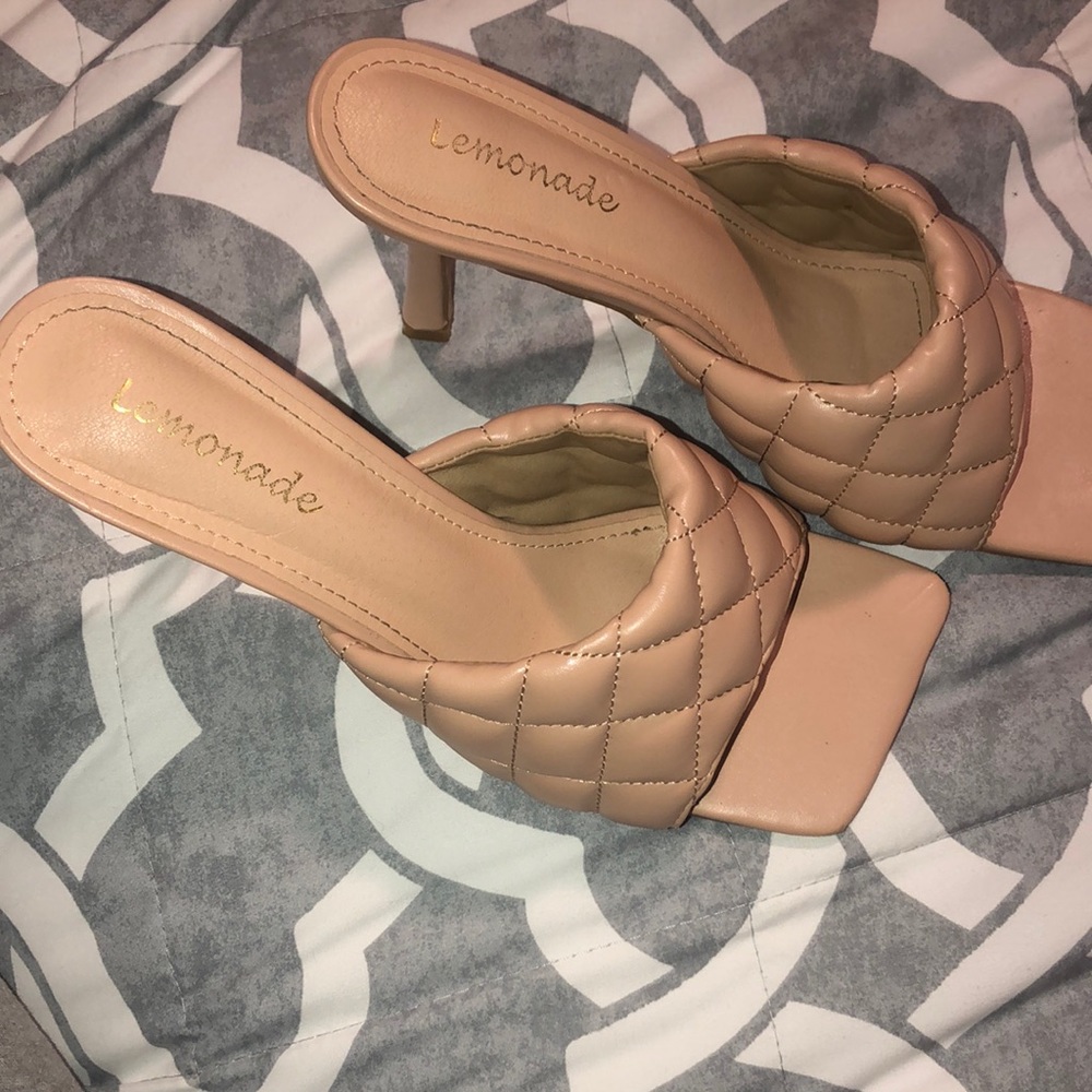 Neutral/pink square toe heels